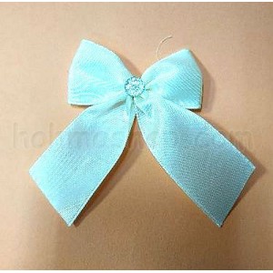 Бант молочний з однієї стрічки