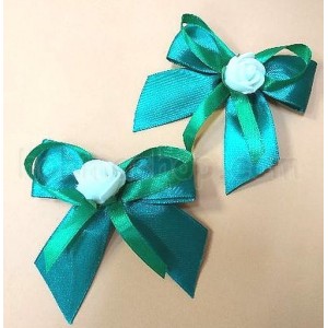 Бант зелений з квіткою
