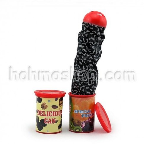 Фокус Черв`ячок вистрибує з банки