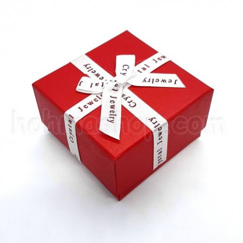 Подарункова коробка з бантиком маленька 7х7х4,5